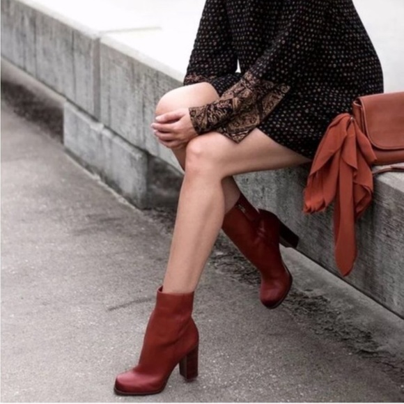Sam Edelman Reyes Boots - Picture 6 of 11